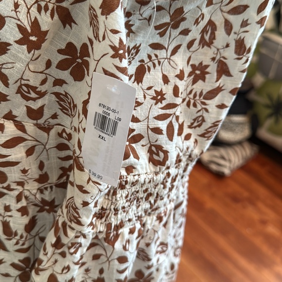 Floral Ruffle Sleeve Top - Picture 4 of 7